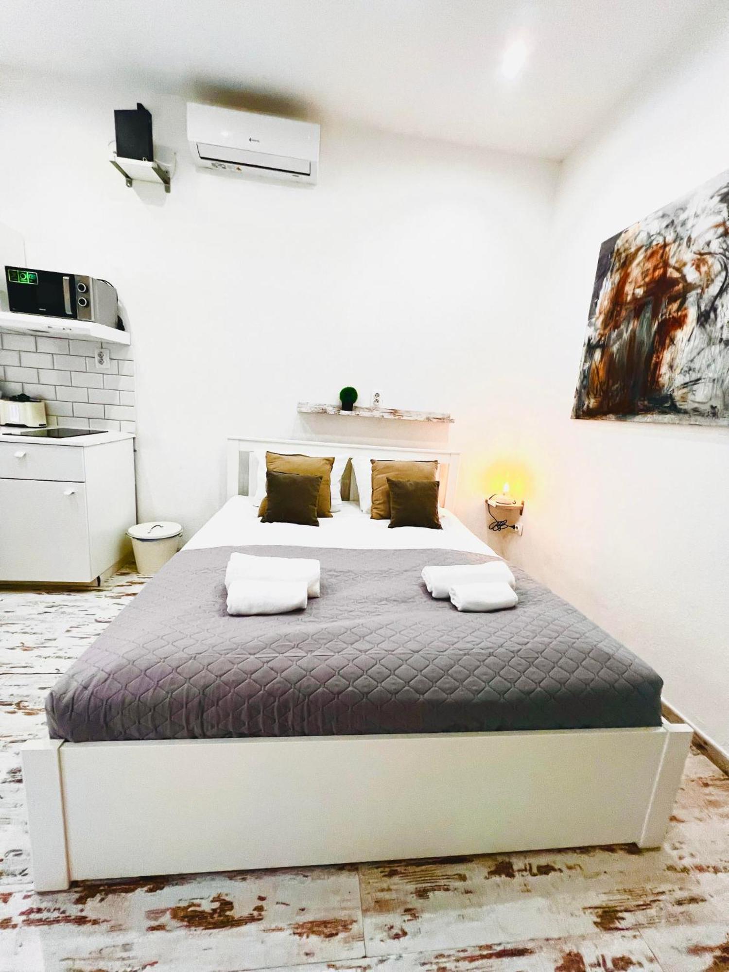 Comfy Luxury With 2 In The Centre Aa * Budapeszt
